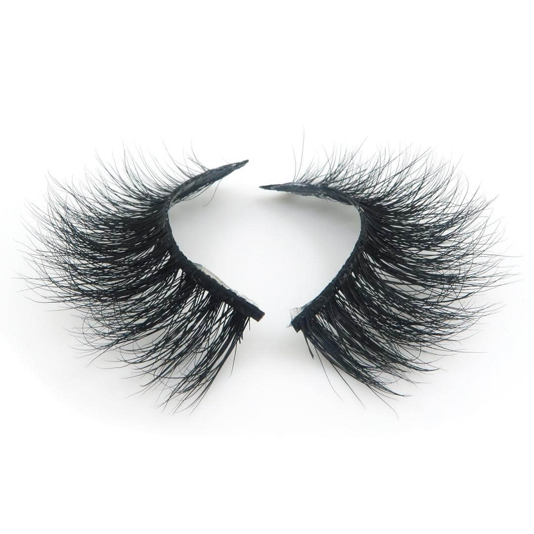 5D Mega Volume False Lashes: Featherlight & Stunningly Dramatic BWOW011