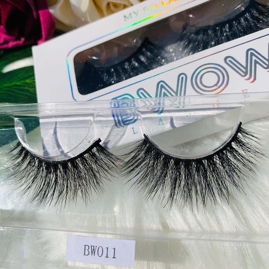 5D Mega Volume False Lashes: Featherlight & Stunningly Dramatic BWOW011