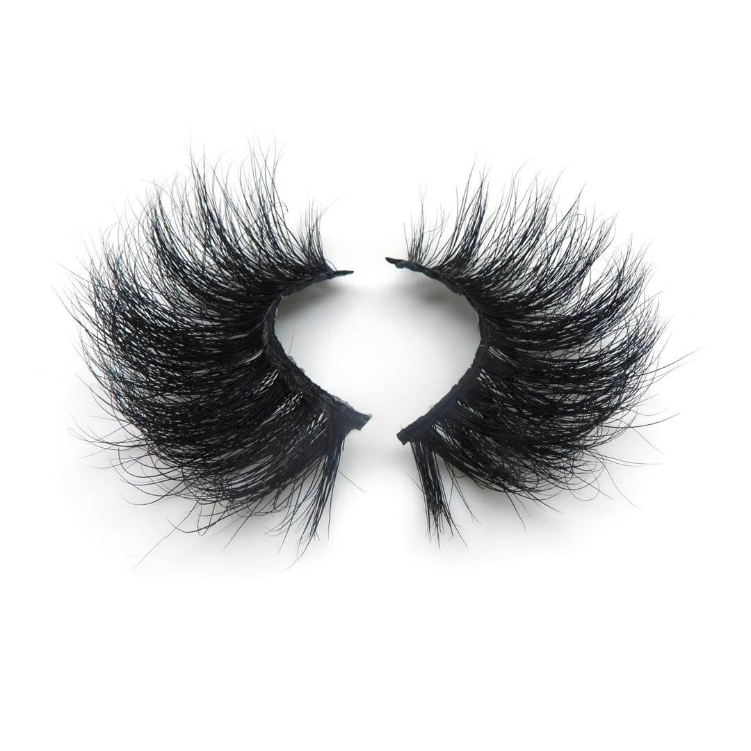 5D Mega Volume False Lashes: Featherlight & Stunningly Dramatic BWOW016