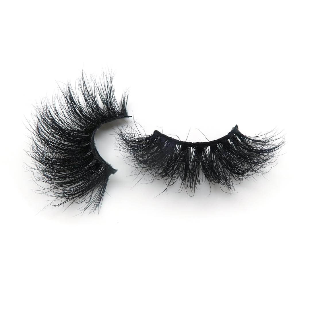 5D Mega Volume False Lashes: Featherlight & Stunningly Dramatic BWOW016