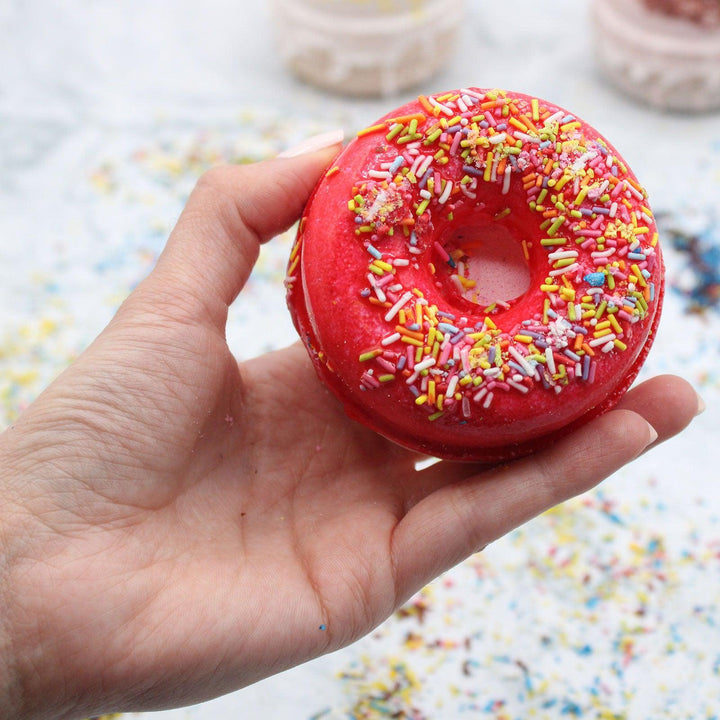 Aromatic Strawberry Banana Bath Bomb Donut