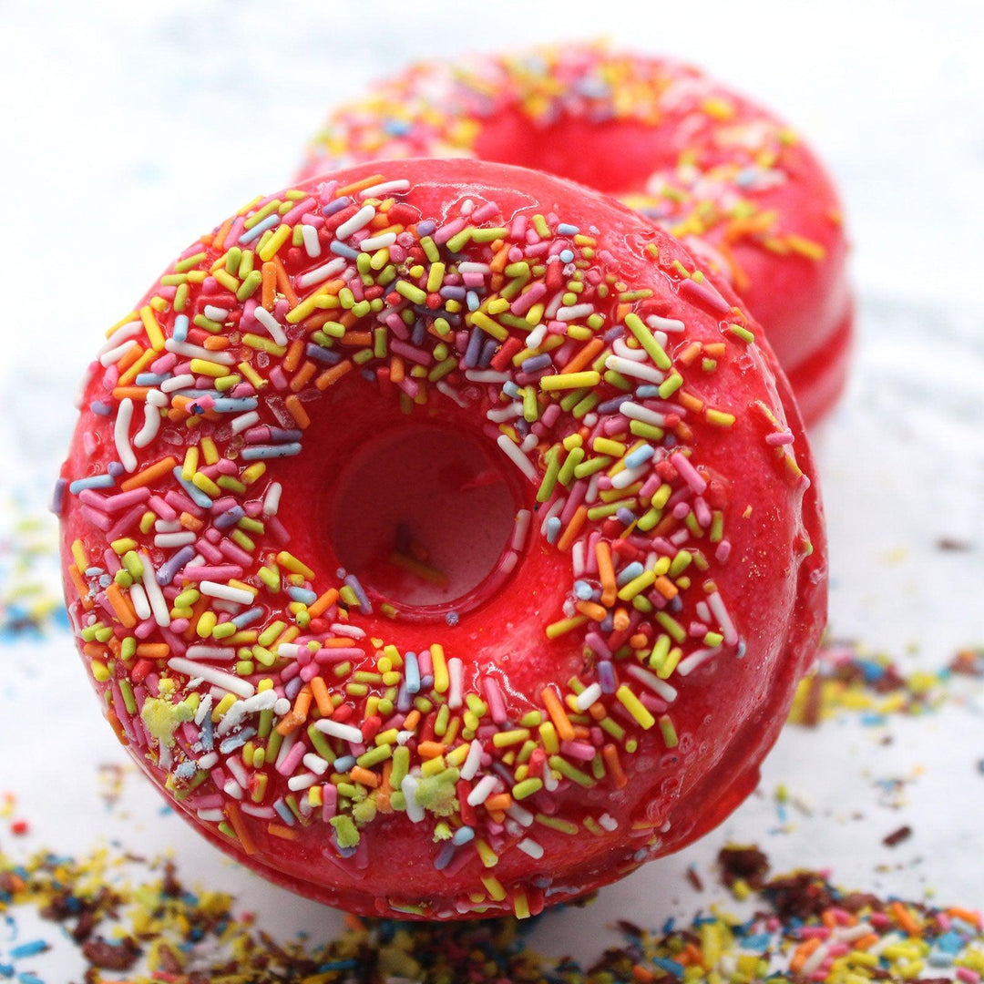 Aromatic Strawberry Banana Bath Bomb Donut