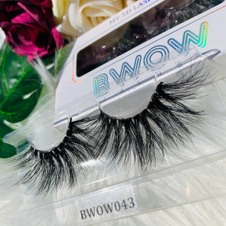 Enhancing 5D Mega Volume Lashes BWOW043