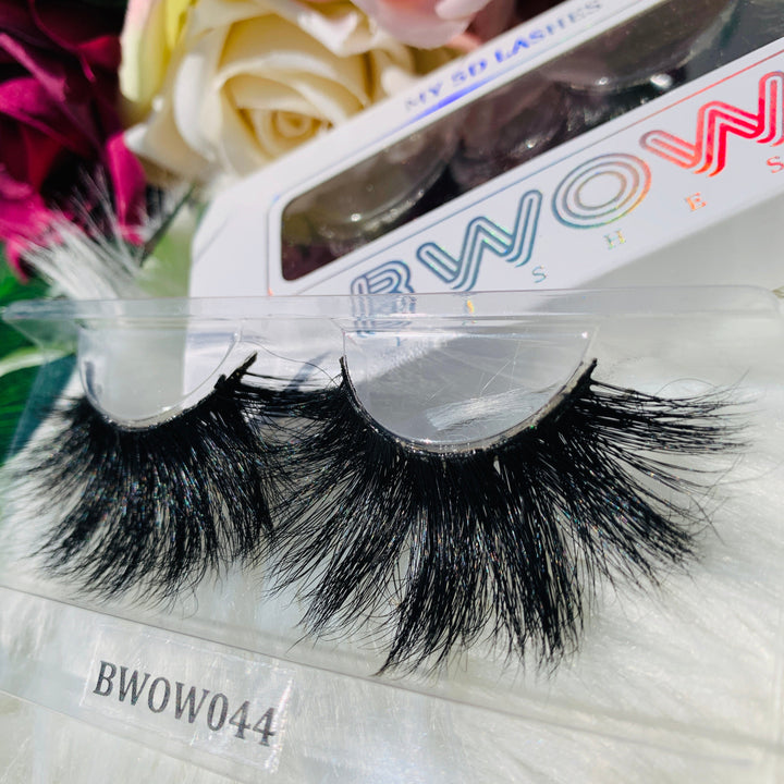 Enhancing 5D Mega Volume Lashes BWOW043