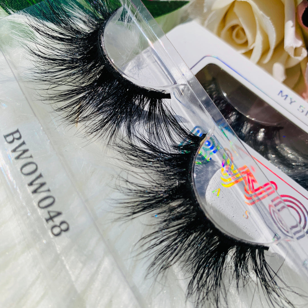 Enhancing 5D Mega Volume Lashes BWOW043