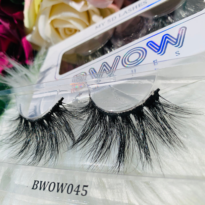 Enhancing 5D Mega Volume Lashes BWOW045