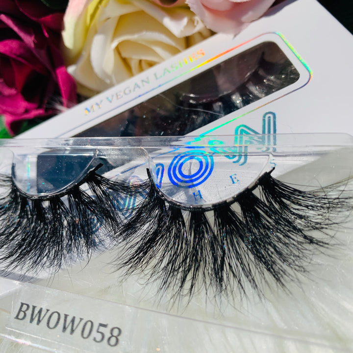 Enhancing 5D Mega Volume Lashes BWOW058