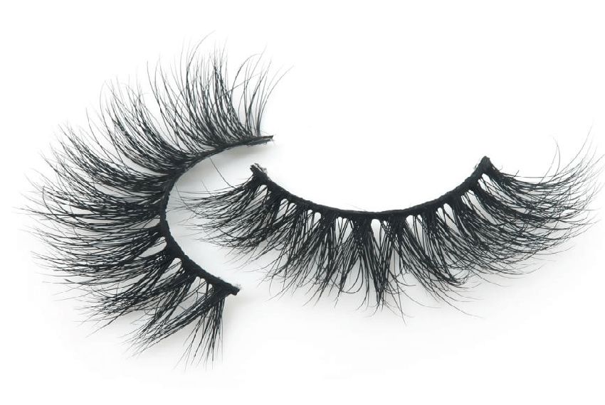 Glamorous 3D Faux Mink Strip Lashes BWOW004