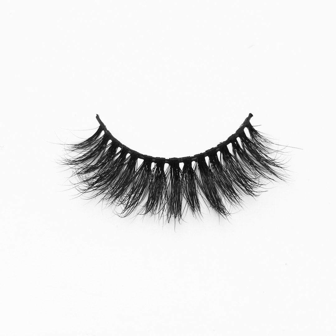 Premium Super Curl Strip Lash Falsies: Effortless Curl Perfection BWOW086