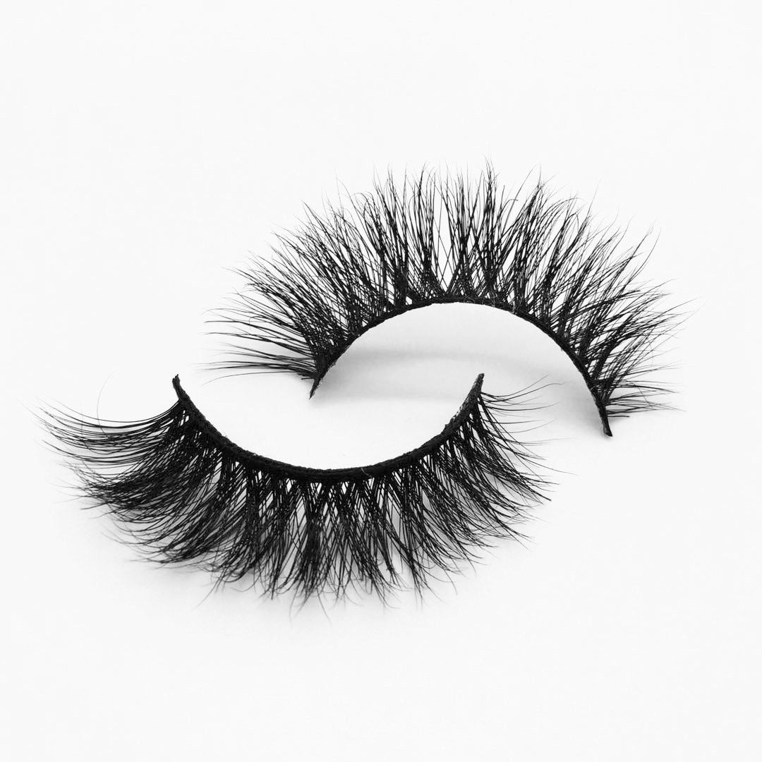 Premium Super Curl Strip Lash Falsies: Effortless Curl Perfection BWOW141