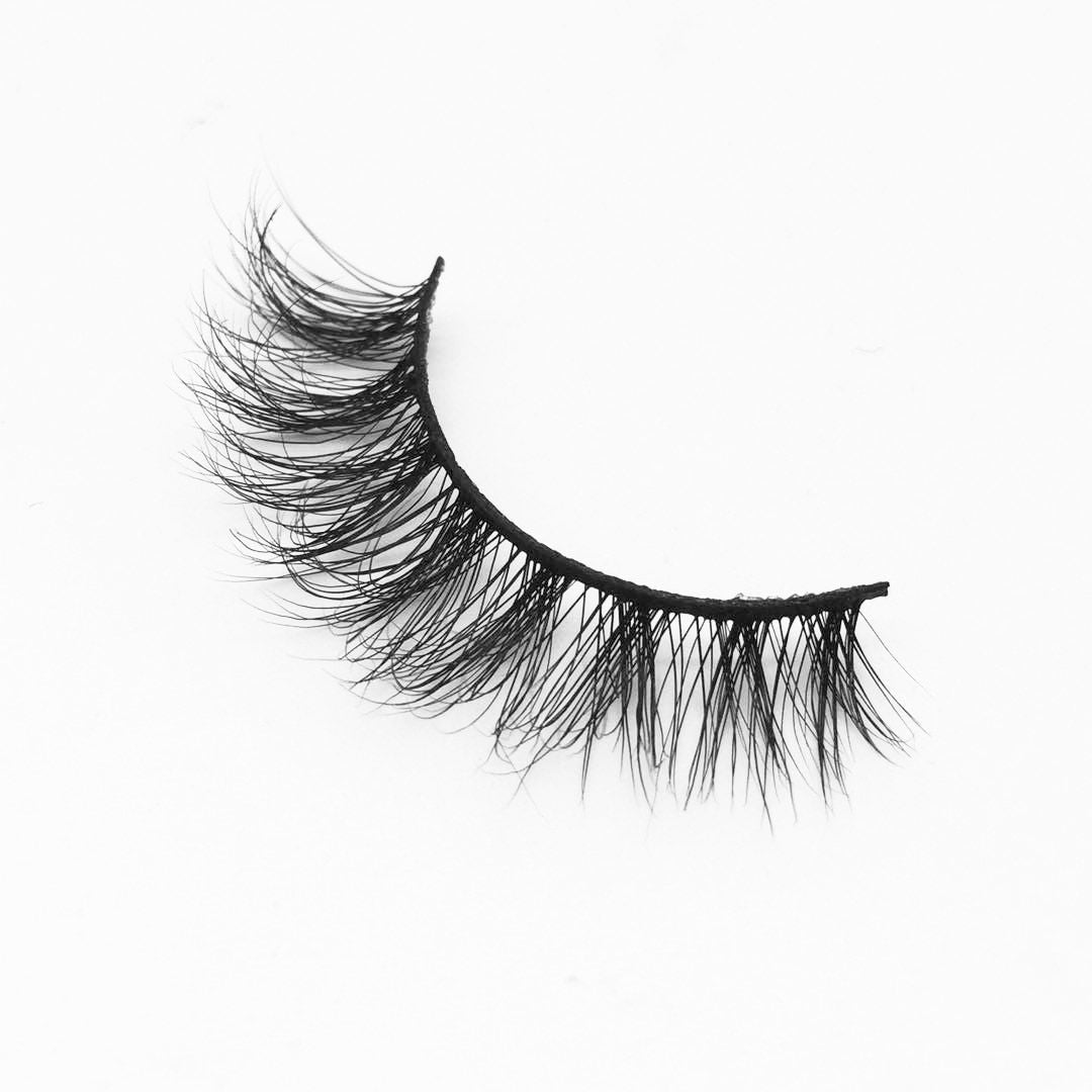 Premium Super Curl Strip Lash Falsies: Effortless Curl Perfection BWOW224