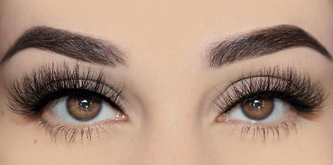 Premium Super Curl Strip Lash Falsies: Effortless Curl Perfection BWOW602