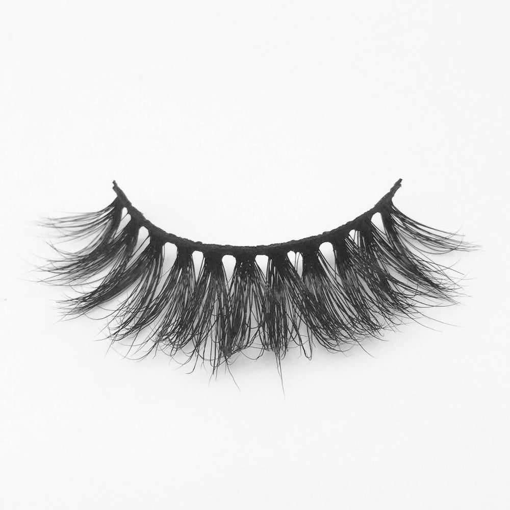 Premium Super Curl Strip Lash Falsies: Effortless Curl Perfection BWOWM030