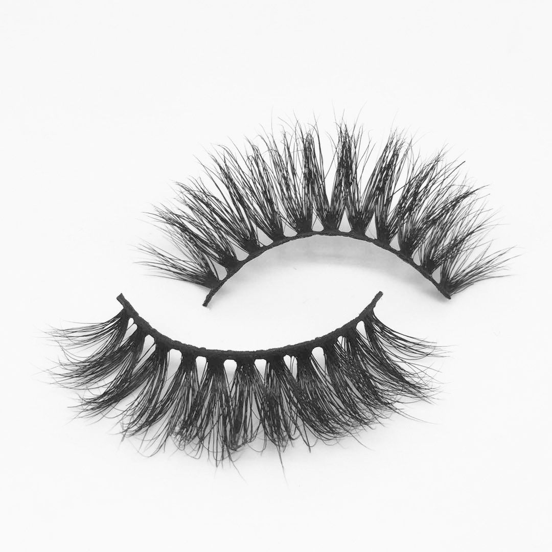 Premium Super Curl Strip Lash Falsies: Effortless Curl Perfection BWOWM030