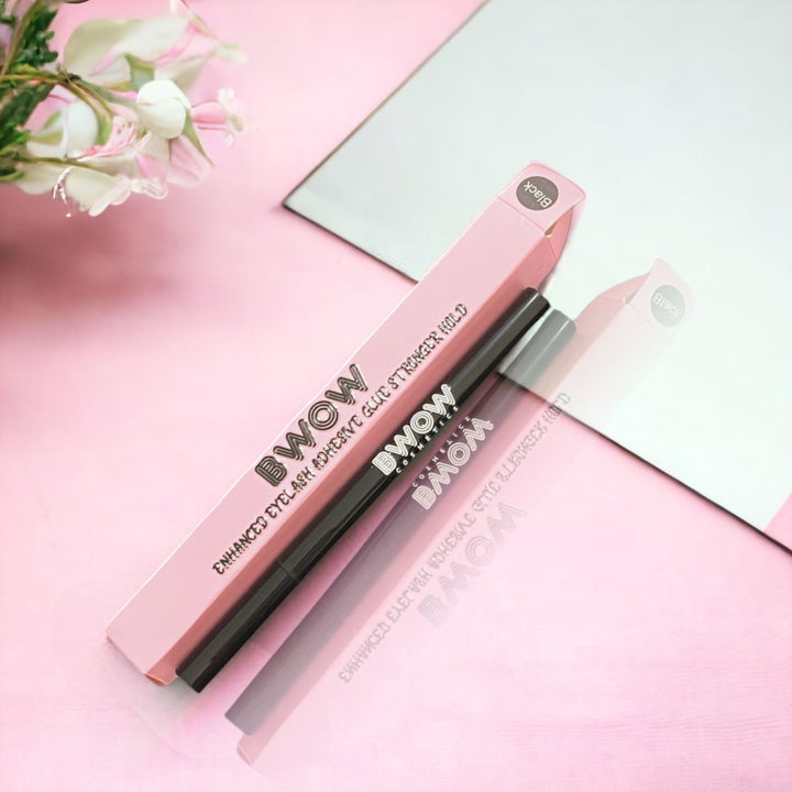 Super Lash Adhesive Glue Pen in Black