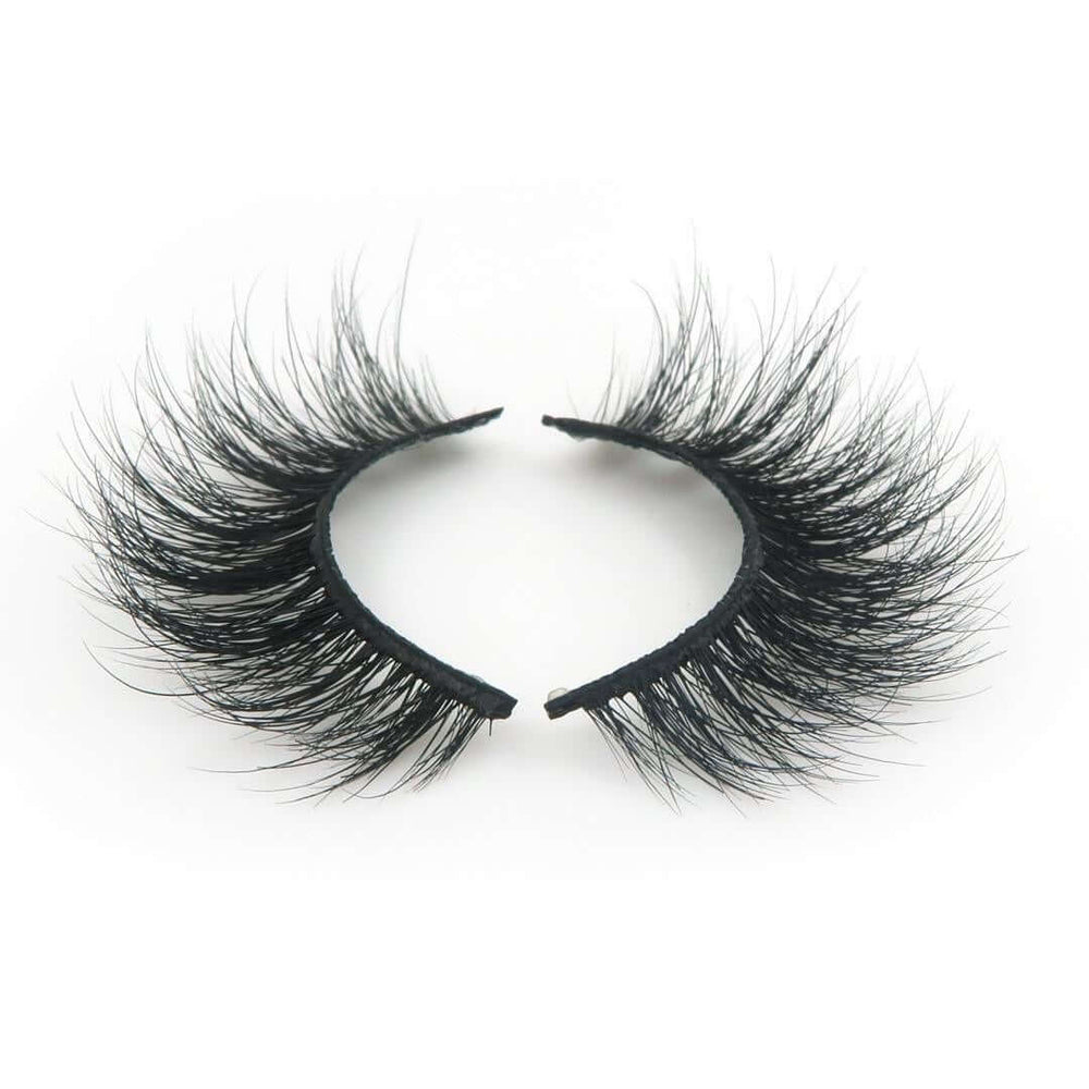 3D STRIP LASHES SIDE BY SIDE IN CODE BWOW005 BY BWOW Cosmetics ON A WHITE SURFACE